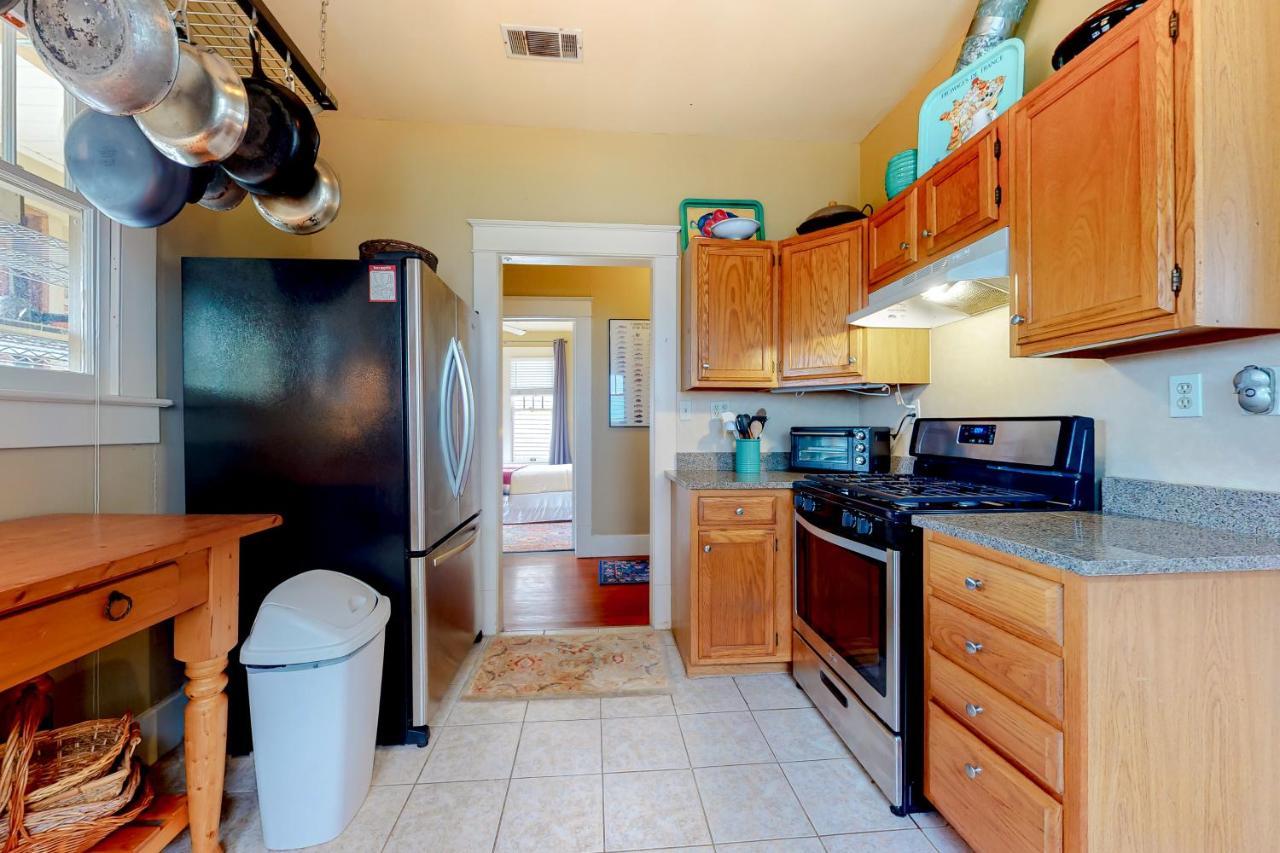 Greener Grasses Holiday home Galveston