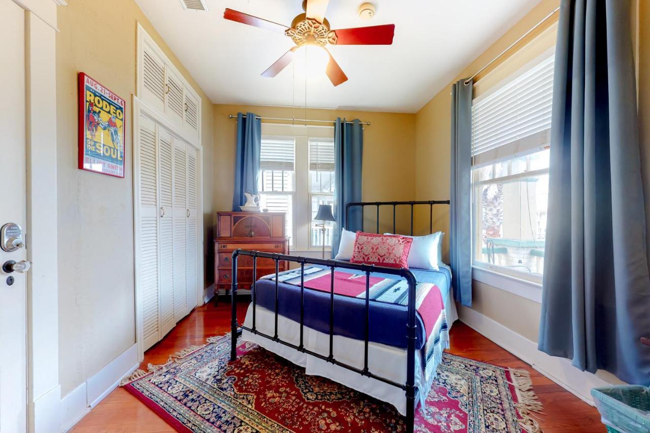 Greener Grasses Holiday home Galveston